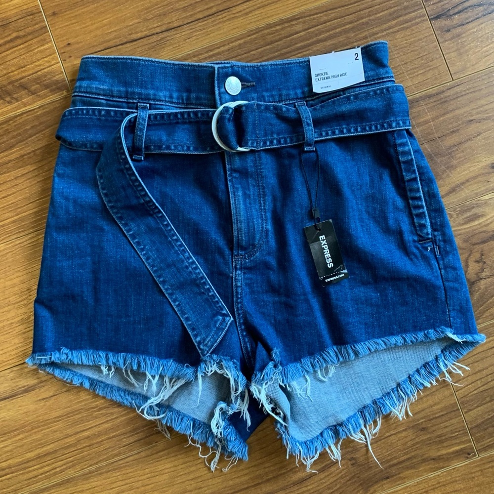 NWT Express Shortie Extreme High Rise Belted Shorts